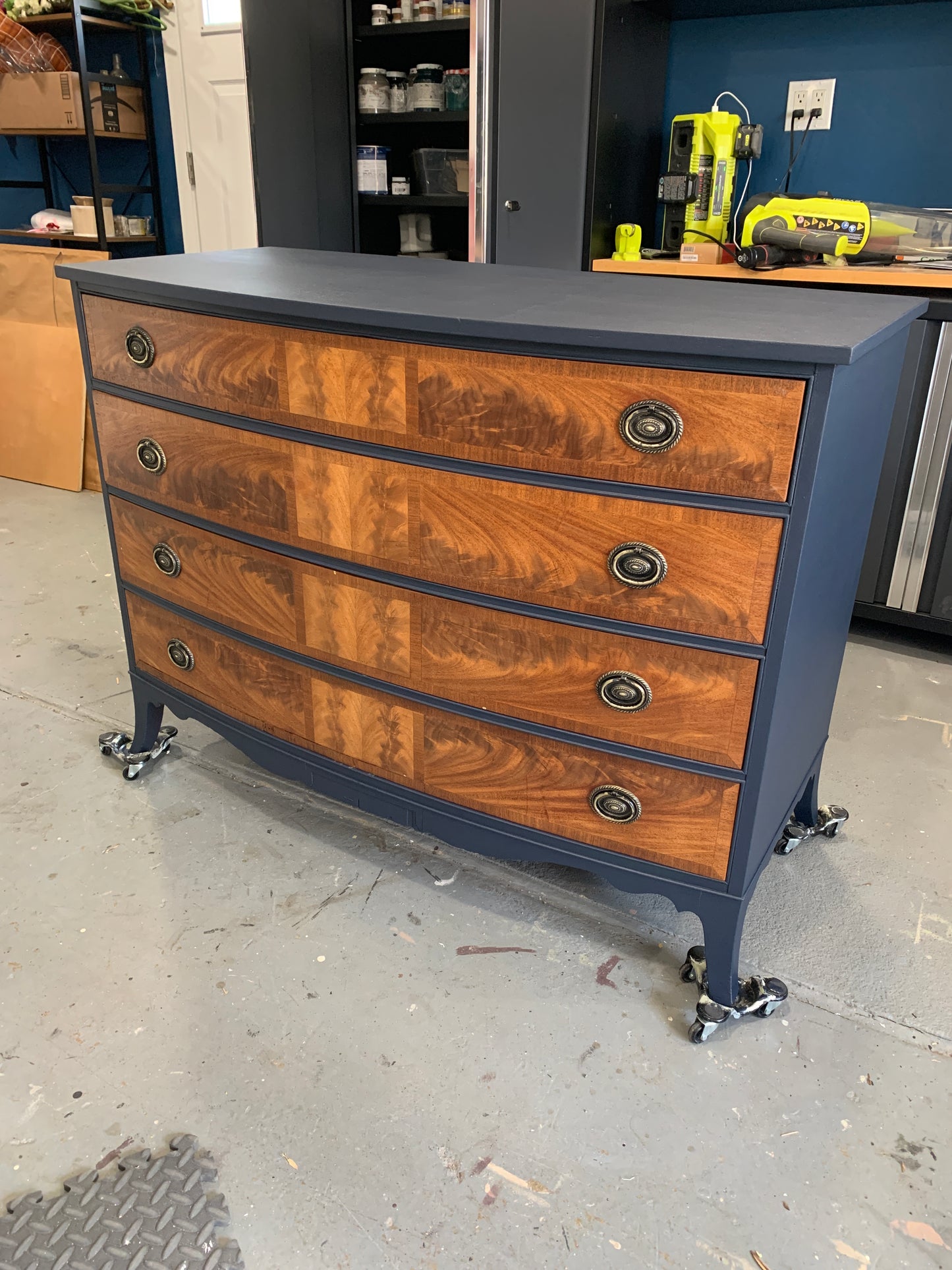 Dresser Set