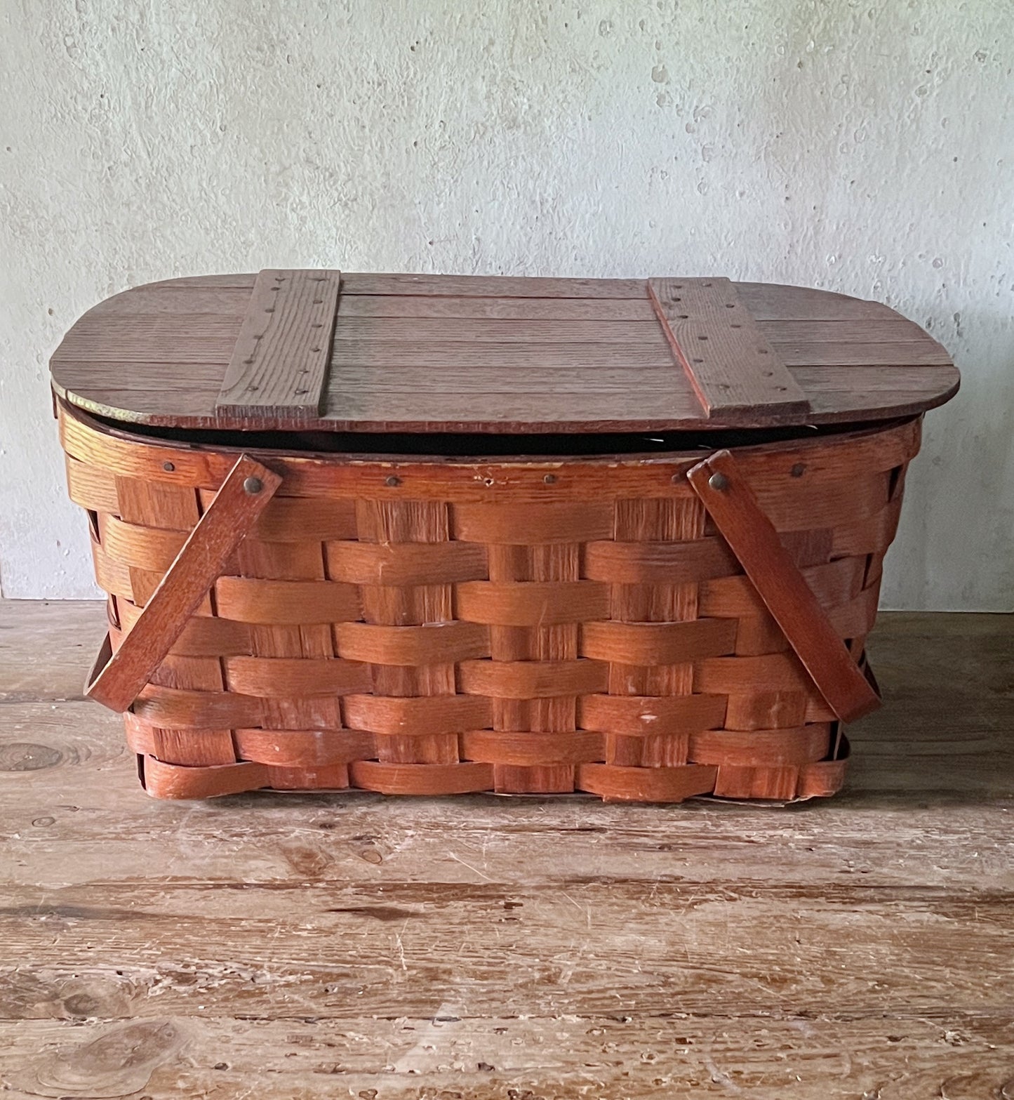 Vintage Picnic Basket