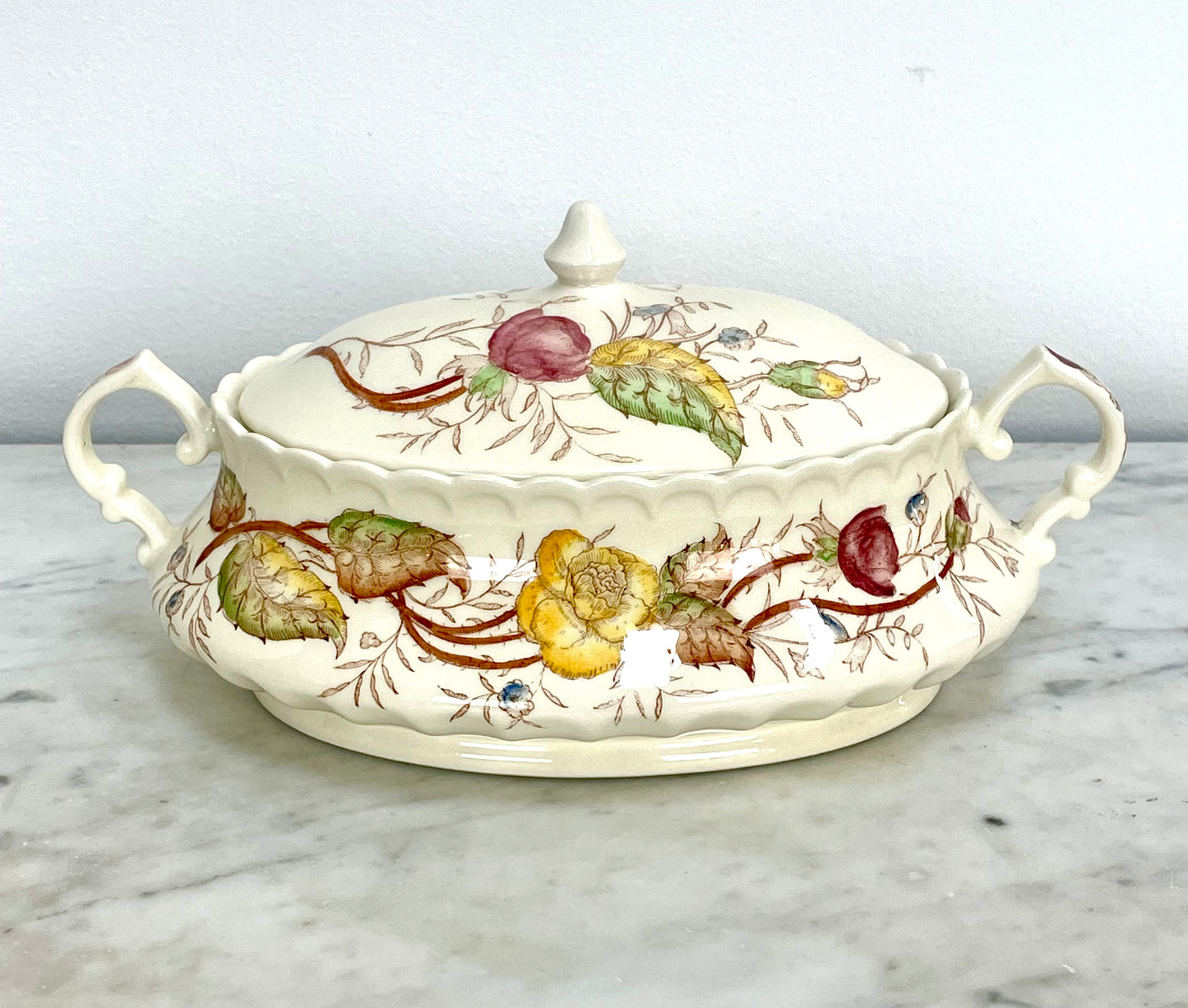 Serving Dish with Lid